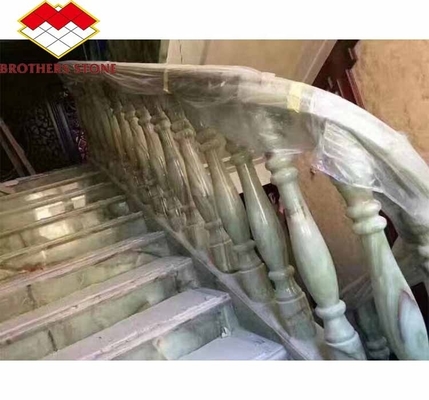 계단 현대 닦은 발스트라드 기둥을 위한 흰색과 녹색 오닉스 대리석 손잡이
